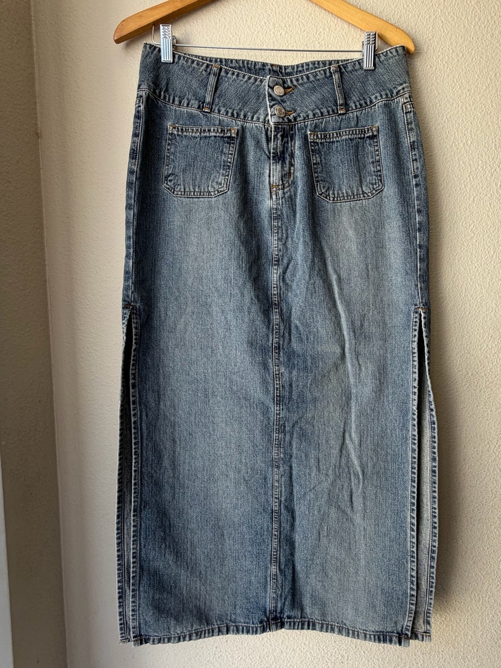Y2K Paris Blues Soulmate Vintage Long Denim Skirt slits belt loops Junr 9/ Wom 8